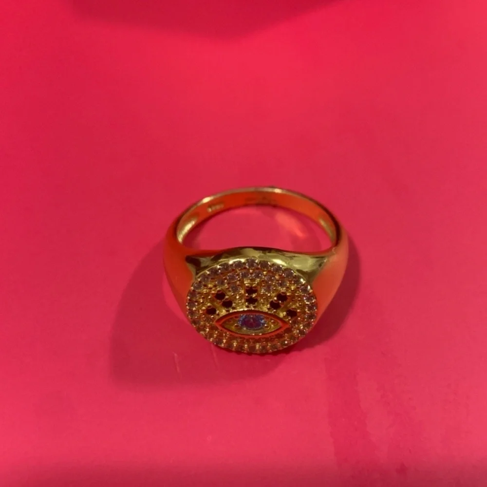 Ring - Picture 2 of 2